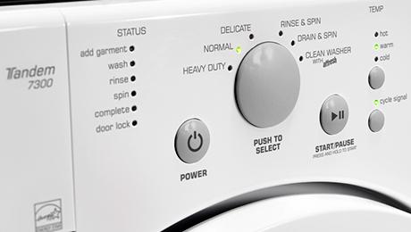 Touch controls on an Amana front load washer UI